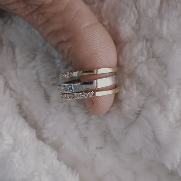 Stackable Rings🆕️ So Cute! - Picture 6 of 6